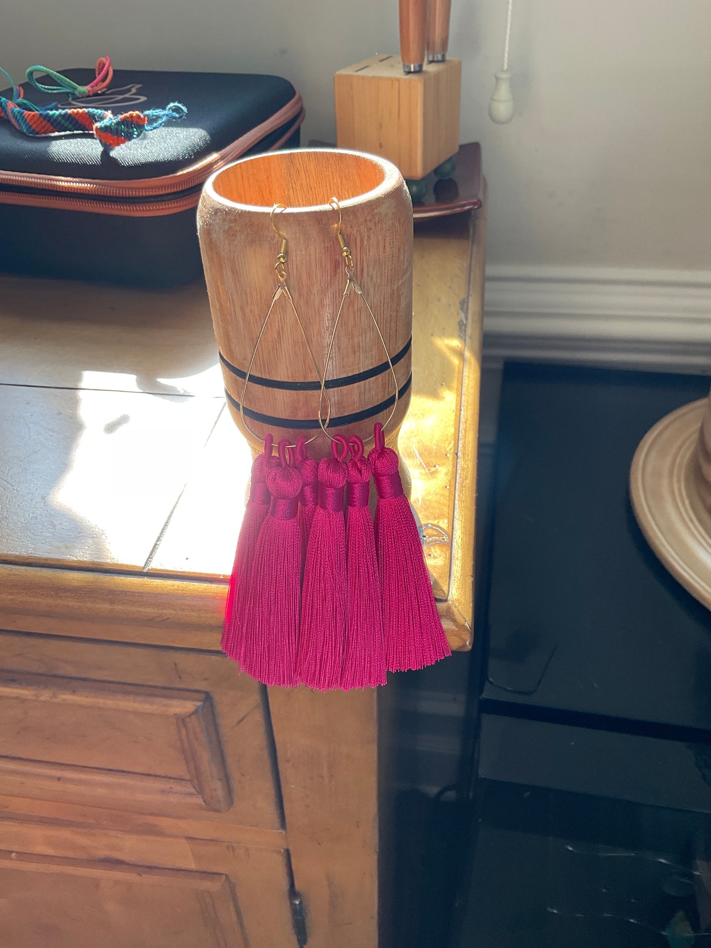 Fringe belief earrings: Pink Teardrop