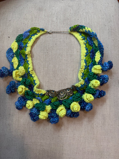 Love bomb collar: green , yellow and blue (plus size friendly)