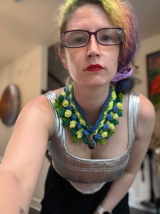 Love bomb collar: a crisp summer’s day