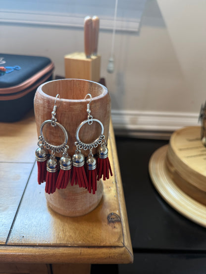 Fringe belief collar (5): Deep Red with earrings