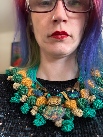 Love bomb collar: Cleopatra