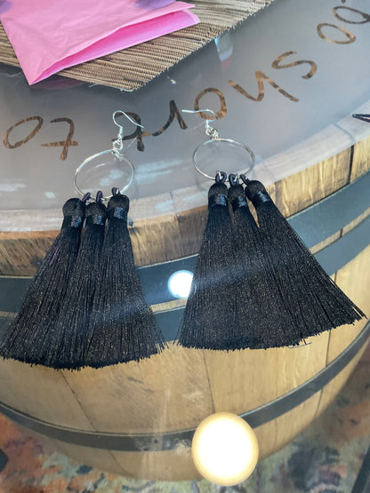 Fringe belief earrings: Black