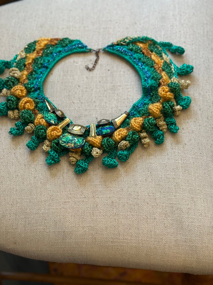 Love bomb collar: Cleopatra