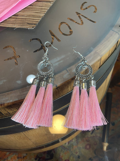 Fringe belief earrings: Pink