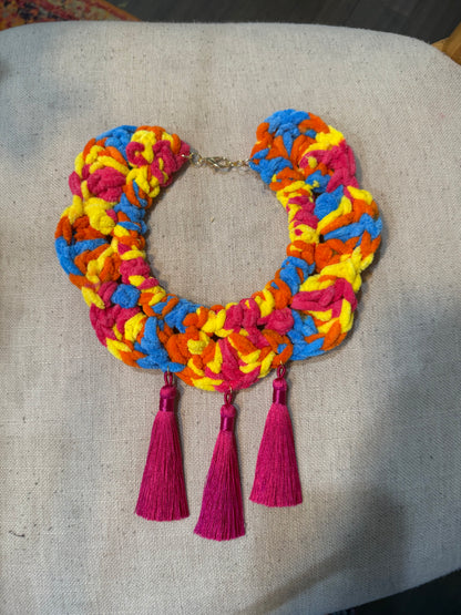 Fringe belief collar (21): colorful chenille