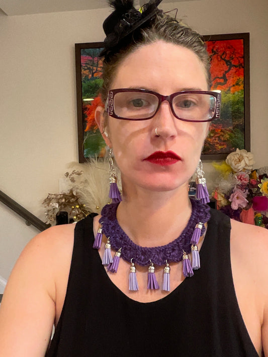 Fringe belief collar (3): Purple tassels and earrings