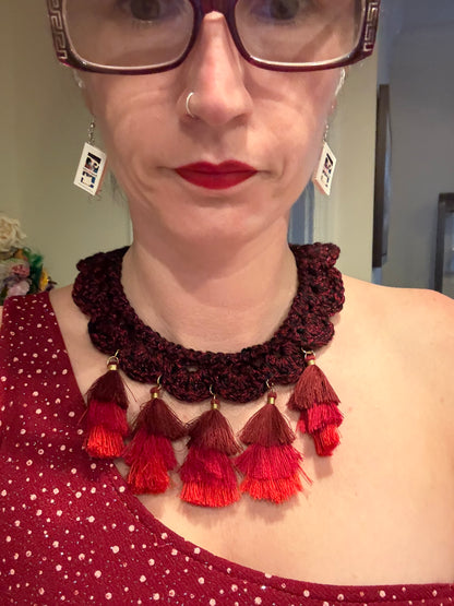 Fringe belief collar: wine red