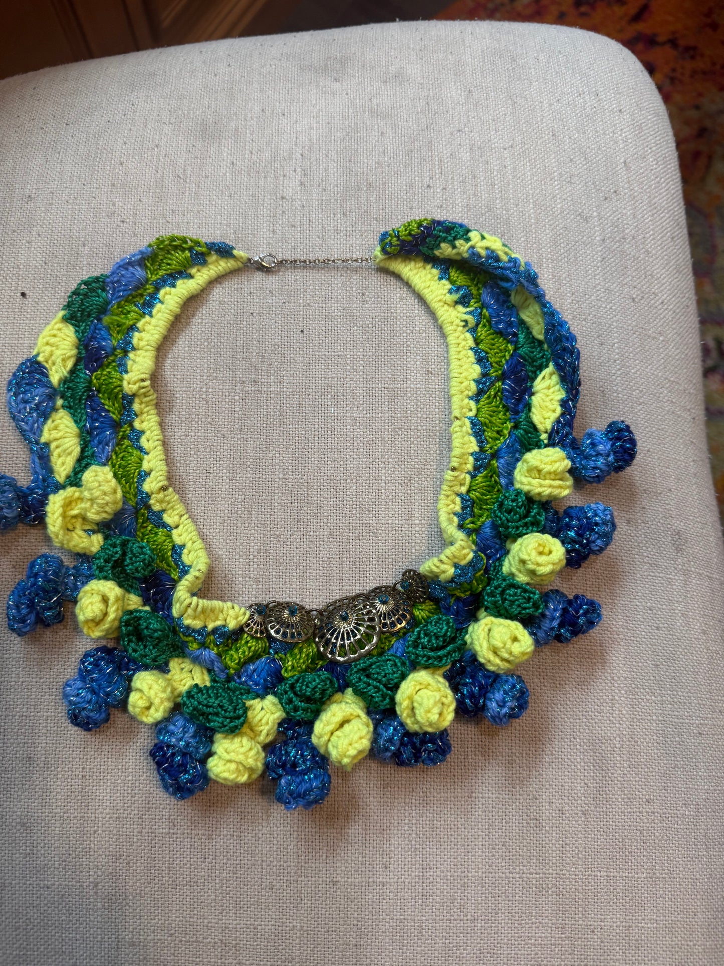 Love bomb collar: green , yellow and blue (plus size friendly)