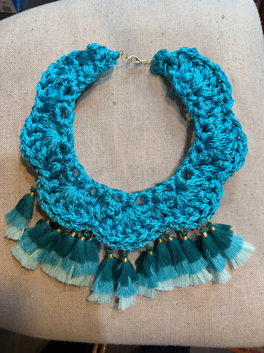 Fringe belief collar: teal rope