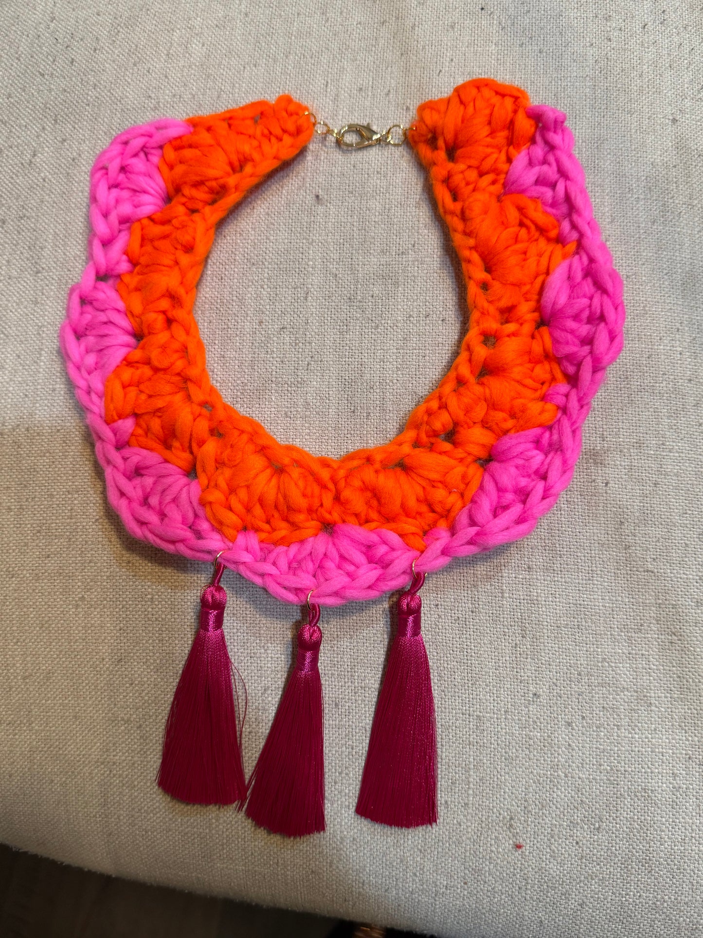 Fringe belief collar: neon pink and orange