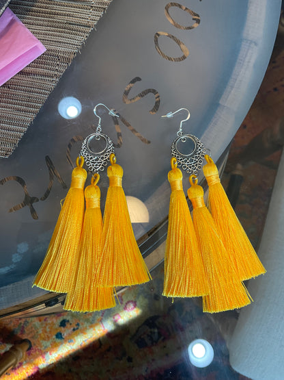 Fringe belief earrings: Yellow