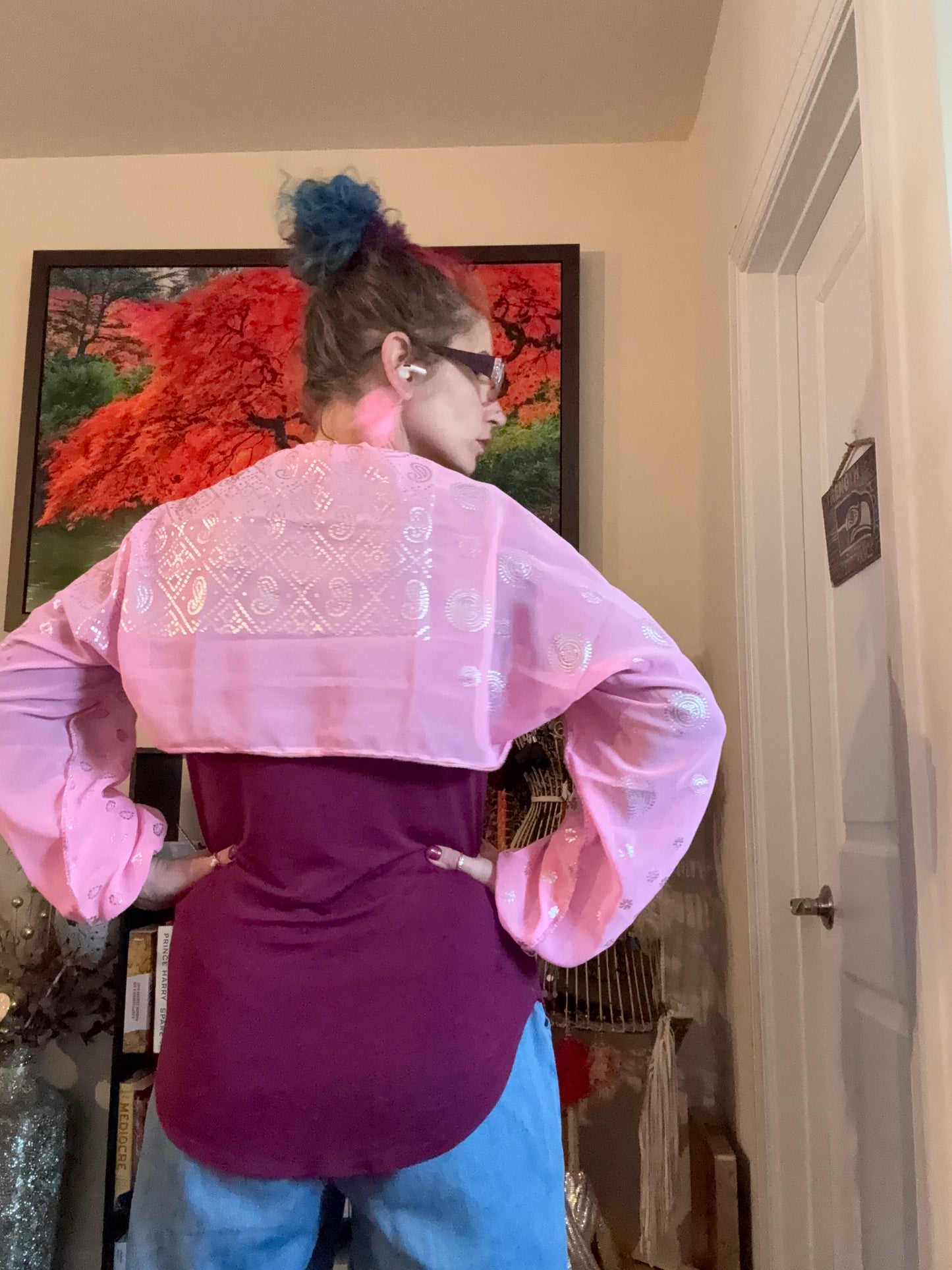 Sassy Sleeves and matching earrings—pink and silver