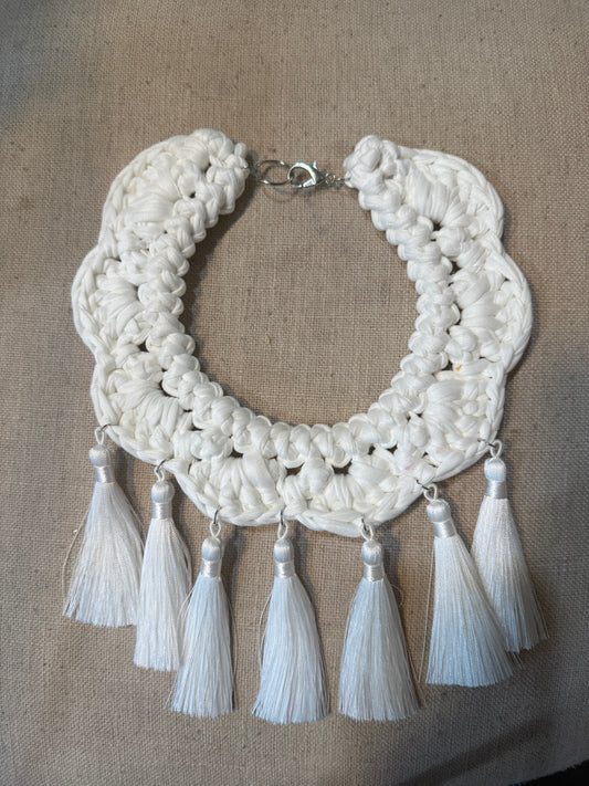 Fringe belief collar (33): White T-shirt yarn