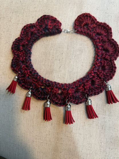 Fringe belief collar (5): Deep Red with earrings