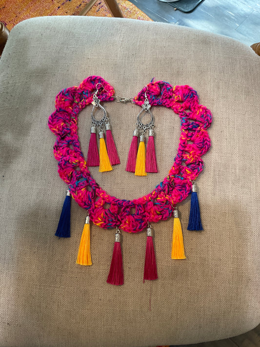 Fringe belief collar (4): Brazilian Carnaval