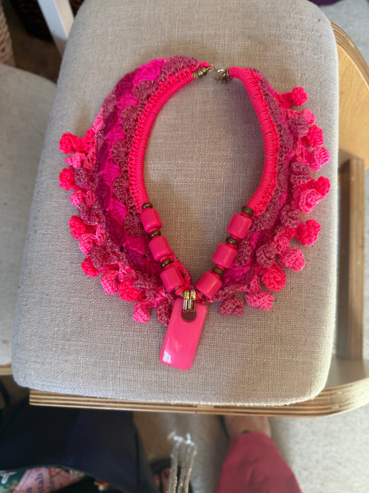 Love bomb collar: all the neons!!!