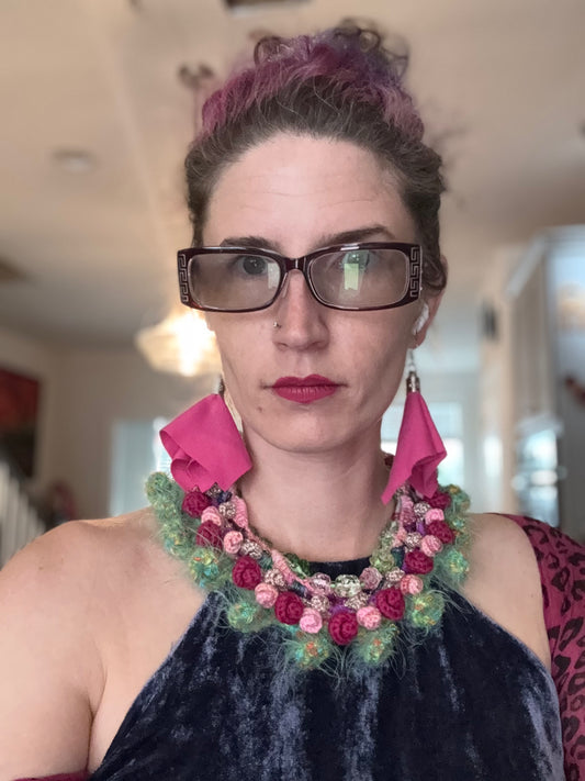 Love bomb collar: the secret garden