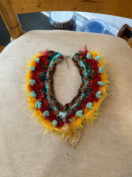 Love bomb collar